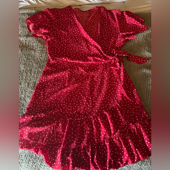 Red poka dot wrap dress - Picture 2 of 3
